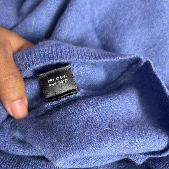 Qi 100% Cashmere Basic Long Sleeve Blue Sweater Size X-Large - Picture 10 of 10